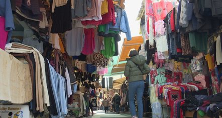 Turistët shpëtuan konsumin veçanërisht gjatë muajve të verës  kërkesë e ulët nga vendasit për blerje