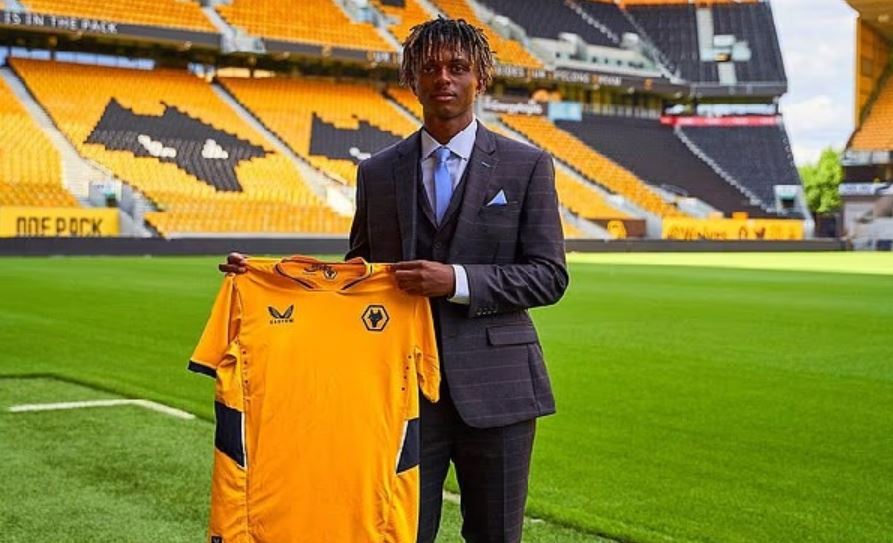 Aksidenti fatal  ndërron jetë lojtari 21 vjeçar  Klubi i Premier League del me njoftim