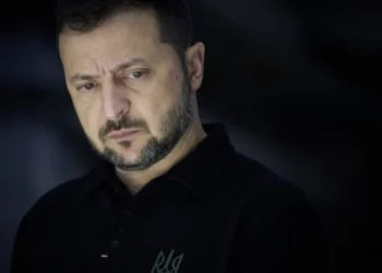 Kiev, skandal i madh korrupsioni/ Njerëz të afërt me Zelensky-n nën hetim! Përgjimet zbulojnë një “sistem kriminal” me kontrata…