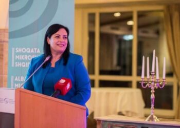 Ndahet nga jeta Brunilda Isaj, sekretare e përgjithshme e Shoqatës Shqiptare të Mikrofinancës
