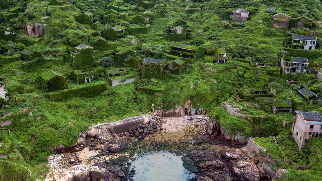 misteri-i-fshatit-te-paemert