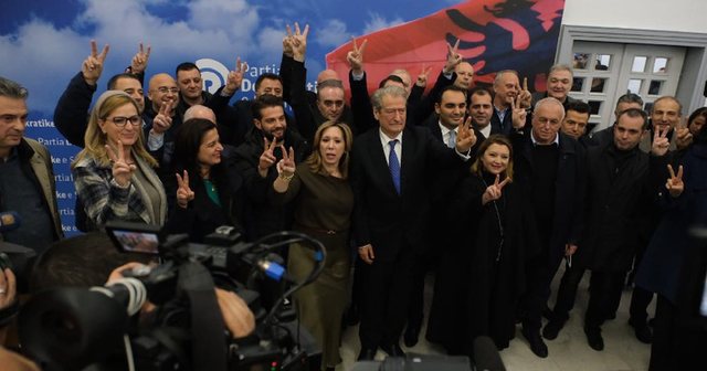 Financimi i Kuvendit të Rithemelimit   Pas Këlliçit paraqitet në SPAK një tjetër zyrtar i PD