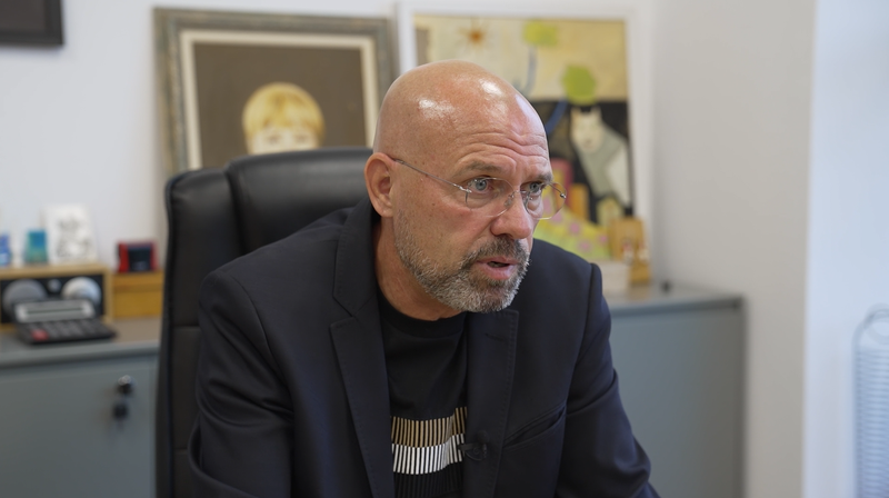 Politika të mbledhë mendtë e kokës e të bëjë punën për të cilën votohet e paguhet 