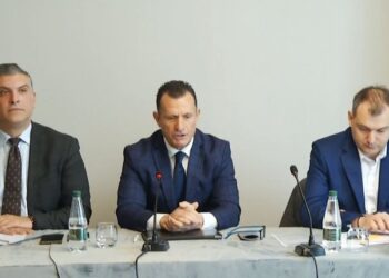 Sulm nga mbrojtja e Metës ndaj gjyqtares Gjoka: Akuzë për kapje dhe shantazh!