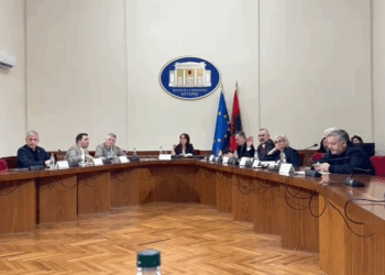 Mblidhet Byroja e Kuvendit/ Rrëzohet kërkesa e PD për mbledhje të hapur, opozita akuza mazhorancës për mungesë transparence
