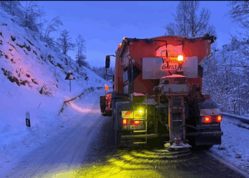 Temperaturat e ulëta, ARRSH thirrje shoferëve: Pajisuni me goma dimërore dhe zinxhirë, qarkullimi vijon normalisht