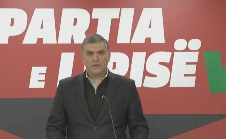 Protesta e opozitës  Tedi Blushi thirrje qytetarëve  Sot dita e revoltës kundër  Bashkohuni në Bulevard 