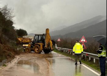Situata nga reshjet e dendura/MIE: Grupet e punës ndërhynë kudo ku janë raportuar problematika