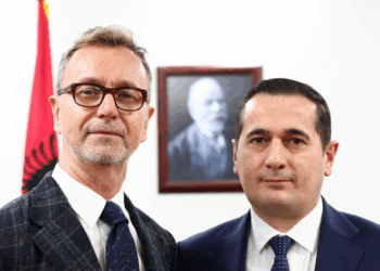 Ambasadori Gonzato takim me kreun e ri të SPAK: Të vijojë lufta kundër krimit dhe korrupsionit