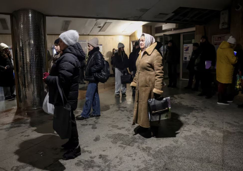 Shkak një defekt i rëndë në linjat e tensionit të lartë  Ukraina dhe Moldavia goditen nga ndërprerje të energjisë