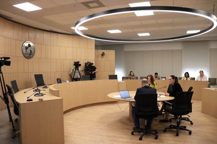 LISTA   KQZ shpërndan 3 6 mln € fonde vjetore për partitë politike  ja cilat përfitojnë