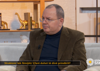 Rast shokues/ Fëmija humb syrin pasi u puth nga një i afërm me herpes, mjekët japin alarmin