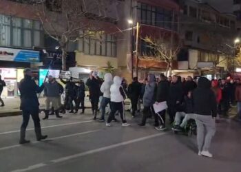 VIDEO- Durrës, situata problematike nga përmbytjet, banorët e Kënetës në protestë