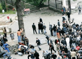 Protesta kishte mbaruar, edhe policia ishte tërhequr. A e kishte Garda e Republikës motivin për të qëlluar mbi shqiptarët?