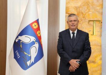 PROFIL/ Të shkëlqesh si Shkëlqim Hajdari, pas dorëheqjes!