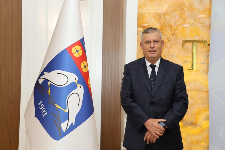 PROFIL  Të shkëlqesh si Shkëlqim Hajdari  pas dorëheqjes 