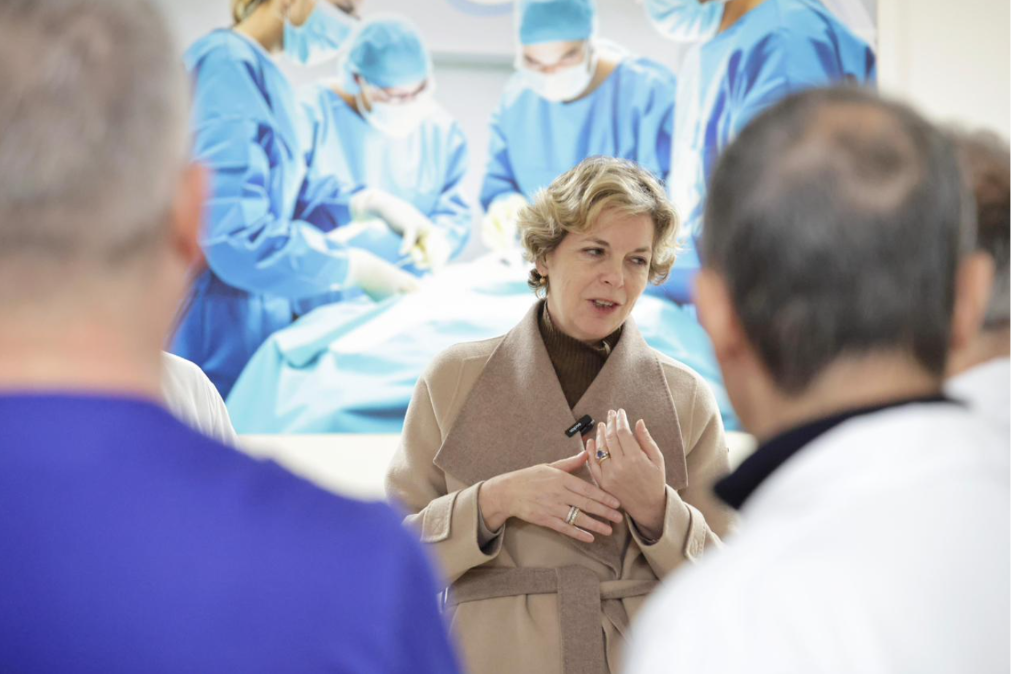 Ministrja Sala  Kemi gati protokollet e reja të onkologjisë  nisim punën për rritjen e kapaciteteve në 7 spitale rajonale