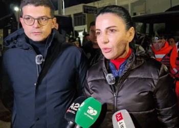 Vjosa kalon argjinaturën në Ferras, Balluku: Të gjitha familjet e rrezikuara nga vërshimi i ujërave janë evakuuar