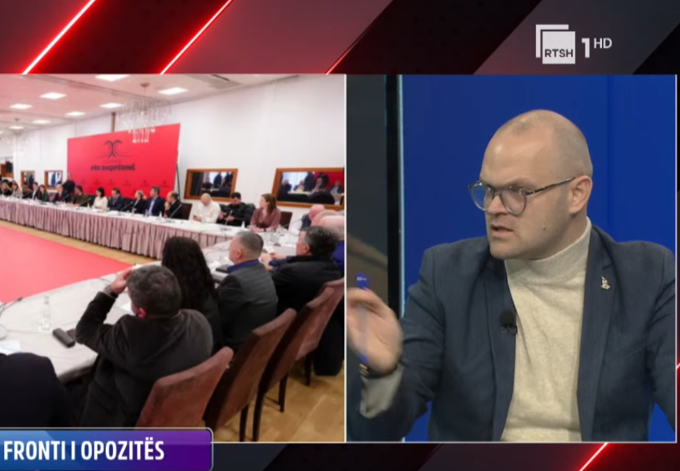 Kalaja  Gabim ftesa për komunistët në tryezën e opozitës  protestat të mos jenë thjesht  foltore 