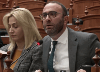 “Pse është mbyllur hipoteka e Vlorës?”, Bardhi: Policia nuk i garanton dot funksionarët e këtij shteti