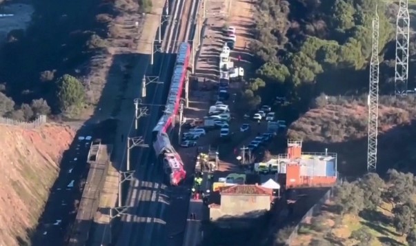 Aksidenti hekurudhor në Spanjë  numri i të vdekurve shkon në 41  vendi nis tre ditë zie