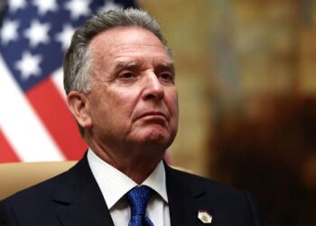 Mes protestave të dhunshme, i dërguari i Trump zhvillon takim sekret me djalin e Shahut të Iranit