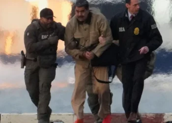 PAMJET / Me pranga në duar dhe nën masa të rrepta sigurie, Maduro drejt gjykatës në New York