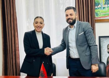 RSU nënshkruan marrëveshje bashkëpunimi me Shërbimin Social Shtetëror, ja çfarë përfitojnë studentët