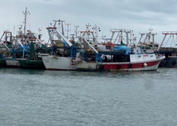 Moti i keq në Durrës, pezullohet lundrimi i anijeve
