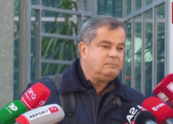 Seanca për Veliajn u shty për në 2 shkurt, avokati: Duhet të njihet personalisht me aktet e dosjes