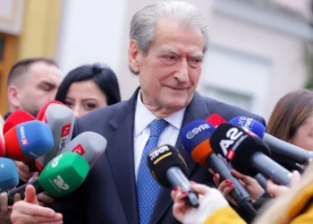 “Sazanin ia ofrova dhe unë Berlusconit”, Berisha: E bëri Fatos Nano para meje, por Rama e bëri për influencë politike