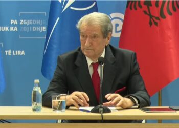 “Rast unik, kryeministri urdhëroi hakerimin e dosjeve të SPAK”- Berisha: Hakeruesi futi duart e zeza në dosje dhe tha…