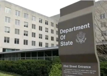 Pezullimi i vizave për 75 vende, mes tyre dhe shqiptarët/ Zëdhënësi i DASH: Emigrantët s’do pasurohen nga amerikanët