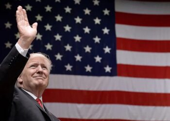 Trump publikon listën: 41.3% e familjeve shqiptare në SHBA me ndihmë sociale