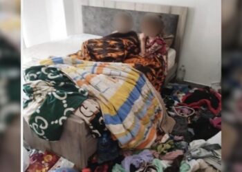 Video/ Nënës në Durrës mund t’i hiqet kujdestaria, denoncimi i gjyshes se 3 fëmijët ishin braktisur dhe infektuar me zgjebe. E ëma: Kurth nga…