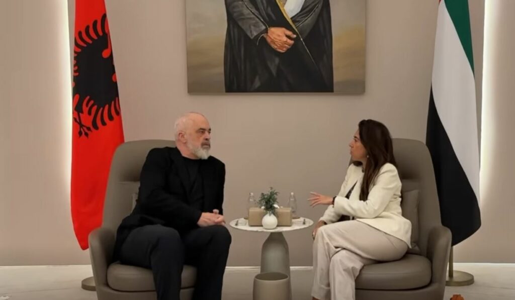 VIDEO   Rama në Abu Dhabi  Si gjithnjë të mikpritur vëllazërisht në Emiratet e Bashkuara Arabe