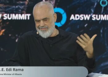 VIDEO/ Batuta me kryeministrin e Malit të Zi, Rama: Në rast se BE do të dështojë, Podgorica do të jetë Brukseli i ri