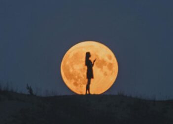 Hëna e plotë e shkurtit, këto shenja të horoskopit do të marrin një vendim të rëndësishëm më datë 1