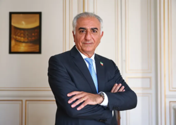 Princi në mërgim dhe ëndrra e rikthimit, çfarë planifikon Reza Pahlavi për Iranin