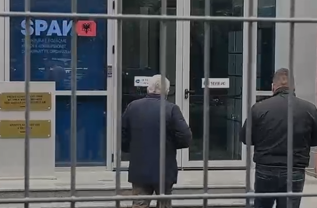 Në 15 vjetorin e  21 Janarit   xhaxhai i Aleks Nikës shkon në SPAK  Zëri në audio regjistrim është 