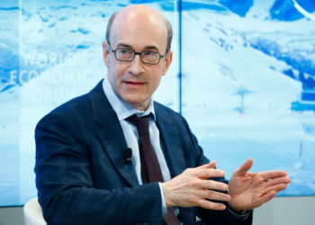 Europa përballë Trump, mes ‘bisturisë’ strategjike dhe ‘vetëvrasjes’ me luftë tregtare