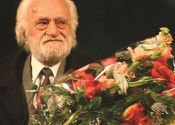 “Po unë, kisha vdekur?”, djali i Kadri Roshit reagon pas dëshmisë se aktori kërkoi lëmoshë në fund të jetës