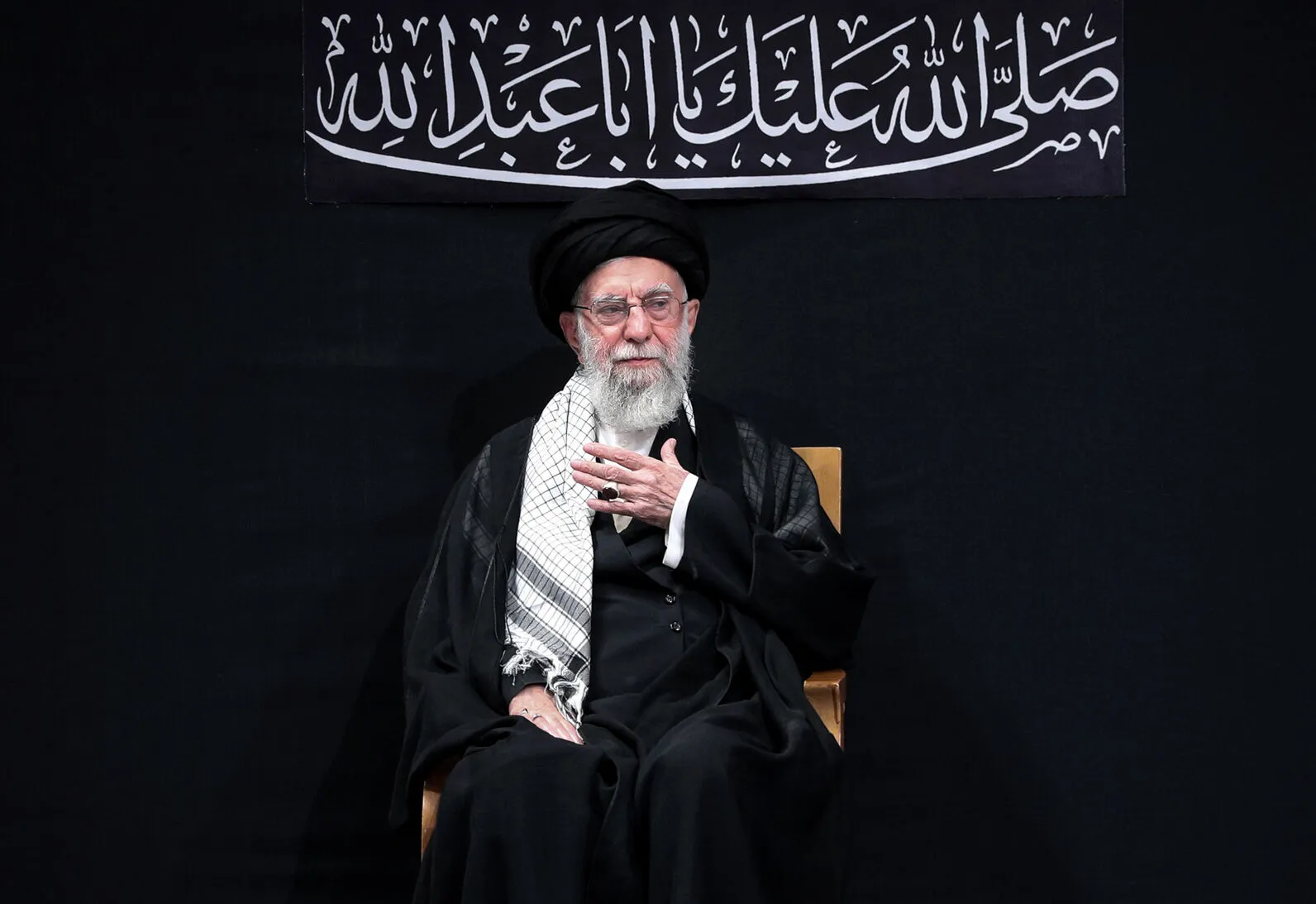 Eksperti  Sulmet e Trump ishin të sakta  por ajatollahët rrëzohen nga sanksionet