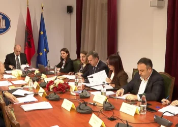 Parkimi dysh të çon në burg/ Ndryshimet në Kodin Penal, diskutohet edhe për mbrojtjen e gazetarëve nga kërcënimet