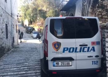 Gjirokastër, ngacmoi seksualisht vajzën 12-vjeçare të bashkëjetueses, arrestohet 38-vjeçari