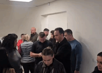 Kadastra e Vlorës vjen në Tiranë, punonjësit kundër vendimit, shkarkohet nëndrejtori Sokol Shehaj