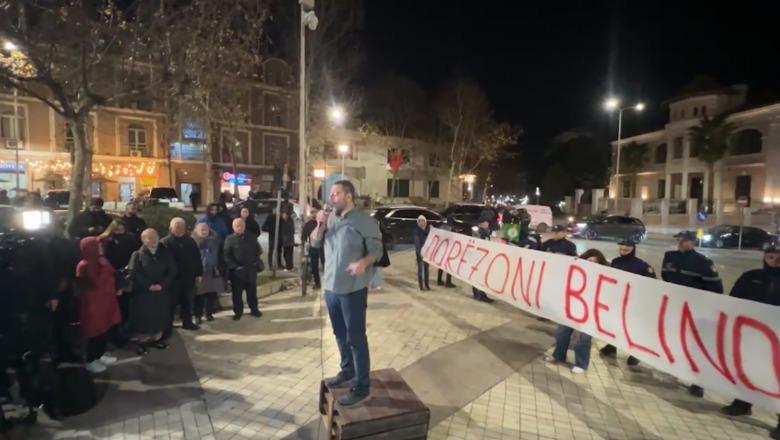 Lëvizja Bashkë  protestë para Kuvendit  Qori  Të bashkohemi për t i përzënë zuzarët nga qeverisja