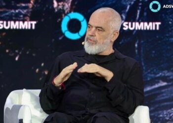 Batutat me gazetarin/ Rama ndaj mediave greke: U nxor nga konteksti, e kthyen në polemikë publike me pathos nacionalist