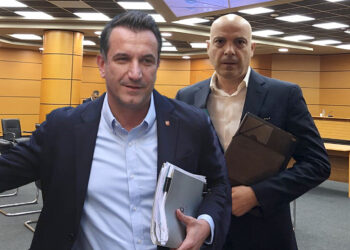 Veliaj padit Presidencën dhe Ols Dadon: Noteri u emërua prokuror pa arsimin përkatës