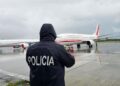 Rinas/ U kapën me dokumente false edhe me mallra kontrabandë, arrestohen në aeroport 6 kinezë dhe një bjelloruse